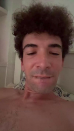 Babyrikko webcam model stream image