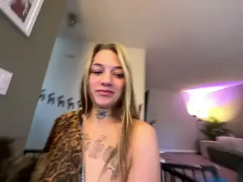 chloetease webcam model stream image