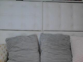 Sexy Mela webcam model stream image
