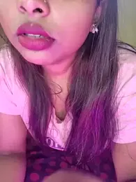 Trending_Couple webcam model stream image