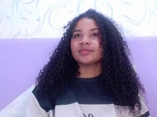 Kitty Brooke webcam model stream image