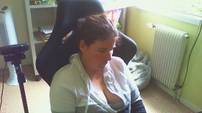 xblueandwhitex webcam model stream image
