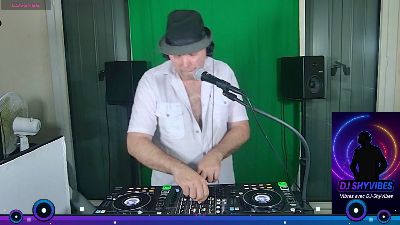 djShyVibes webcam model stream image