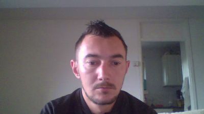 robert9995 webcam model stream image