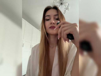 -Lana-Chester- webcam bongacams model stream image