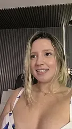 MiaPetit_ webcam model stream image