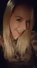 SweetyNinaOff1 webcam model stream image