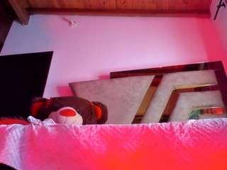gisellereyess webcam model stream image