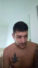 Gargabta webcam model stream image