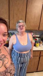 QueenDionysus webcam model stream image