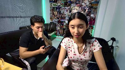 RoseandViktor23 webcam model stream image