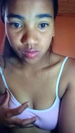Irinah01 webcam cam4 model stream image