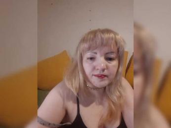 StefanyMellow3 webcam model stream image