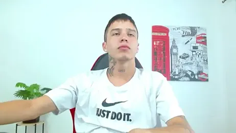 Cumandres18 webcam model stream image