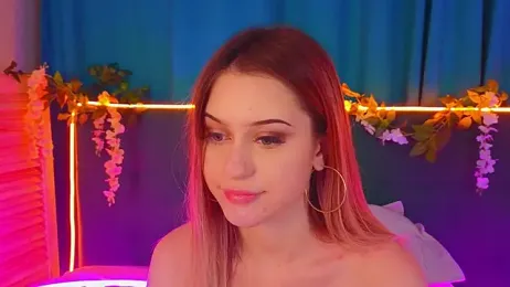 AlinaWalters webcam model stream image