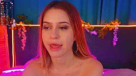 AlinaWalters webcam model stream image