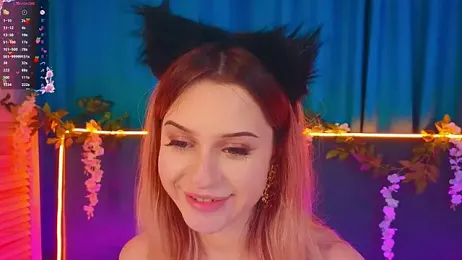 AlinaWalters webcam model stream image