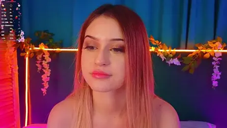 AlinaWalters webcam model stream image