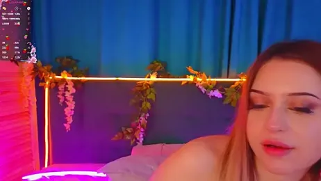 AlinaWalters webcam model stream image