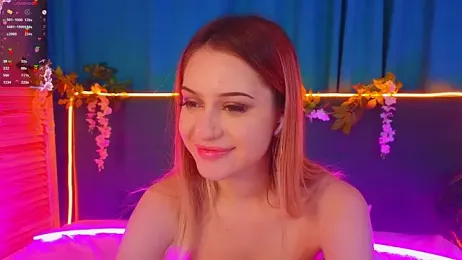 AlinaWalters webcam model stream image