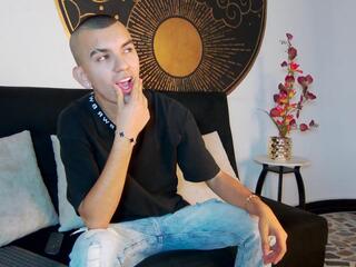 Rowan Cley webcam flirt4free model stream image