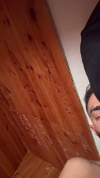 Itaalic webcam model stream image