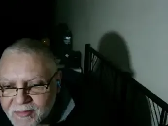 100Tauros webcam model stream image