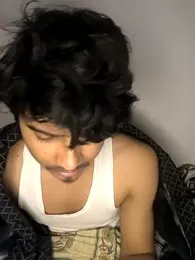 kaif_220 webcam model stream image