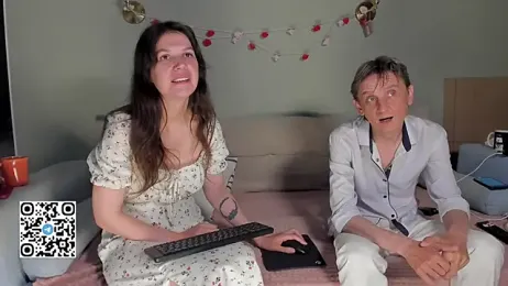 WeliosCouple webcam model stream image