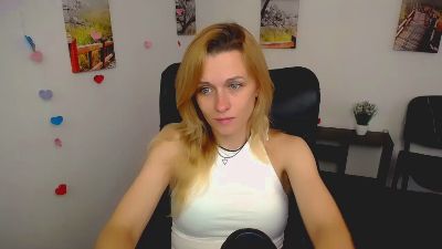 PeppyMia webcam model stream image