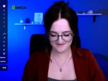 luna_berryy webcam chaturbate model stream image