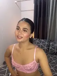 AngelHille webcam model stream image
