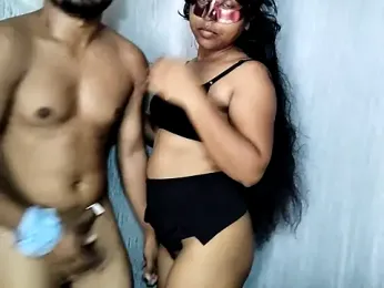 Right_choice1 webcam model stream image