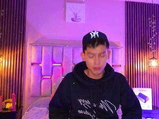 Sky Jules webcam model stream image