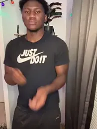 Festivitiesking1 webcam model stream image