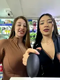 roouse webcam model stream image