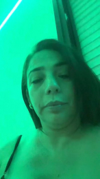 Lou1k webcam model stream image