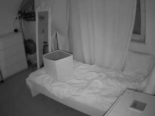voyeurcam-julmodels-reallife-3 webcam model stream image