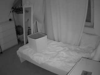 voyeurcam-julmodels-reallife-3 webcam model stream image