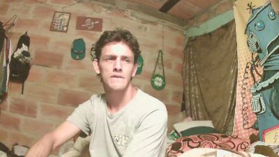 carlos9180 webcam model stream image