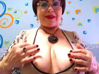 OldKinkyMILF webcam model stream image