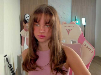 Naomimif webcam model stream image