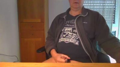 must_cum webcam model stream image