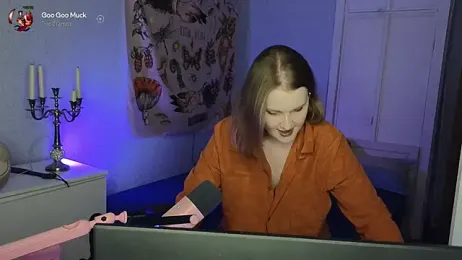 OliviaBlade webcam model stream image