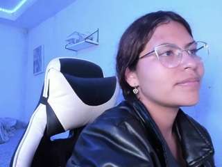 lady-brownnnn webcam model stream image