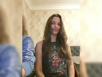 Love_Crew webcam model stream image