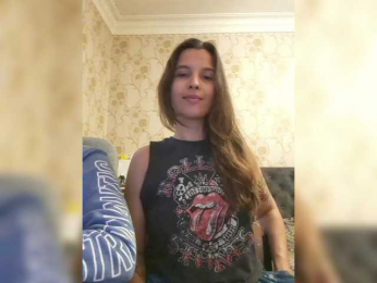 Love_Crew webcam model stream image