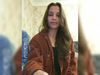 Love_Crew webcam model stream image