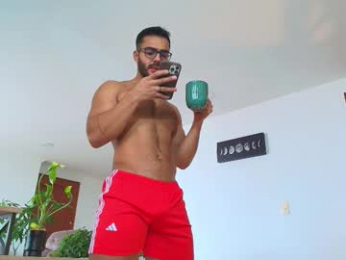 andrew_west_ webcam model stream image