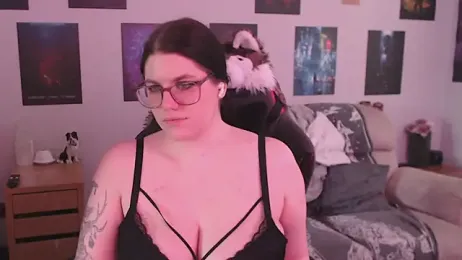 GothSuccubusBabe webcam model stream image